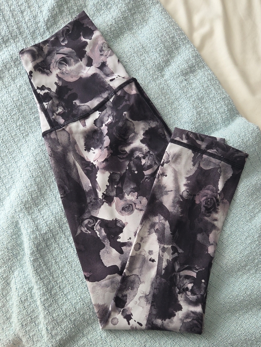 lululemon athletica Black and Gray Watercolor Floral Leggings